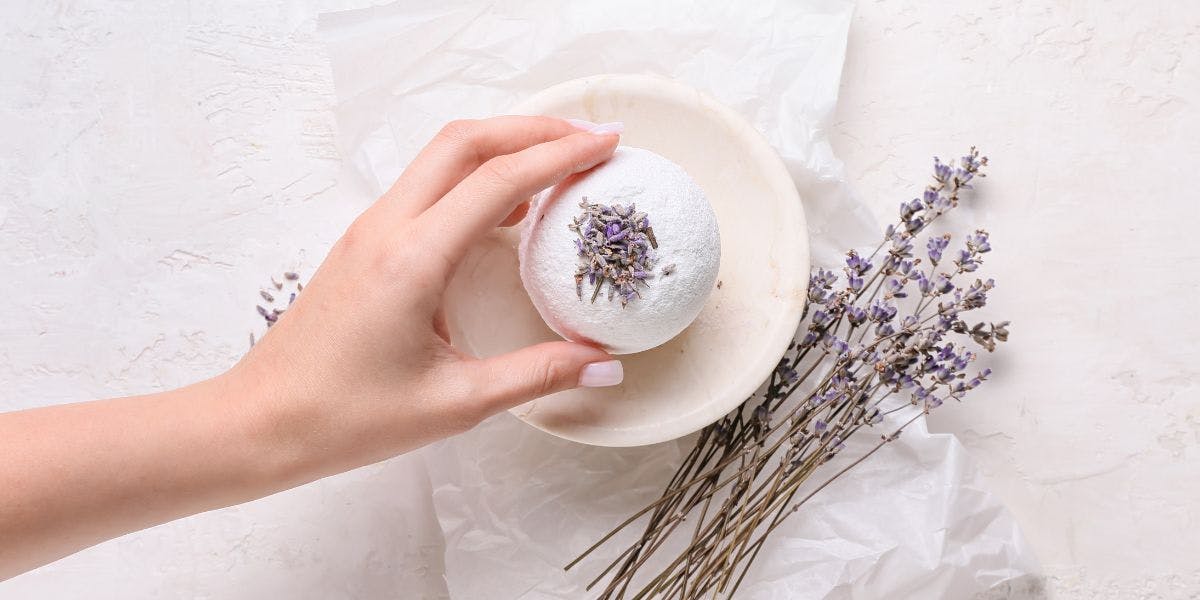Cover Image for Unveiling the Truth: Do Bath Bombs Have an Expiry Date?